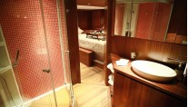 Gulet MEZCAL 2 - Ensuite Bathroom